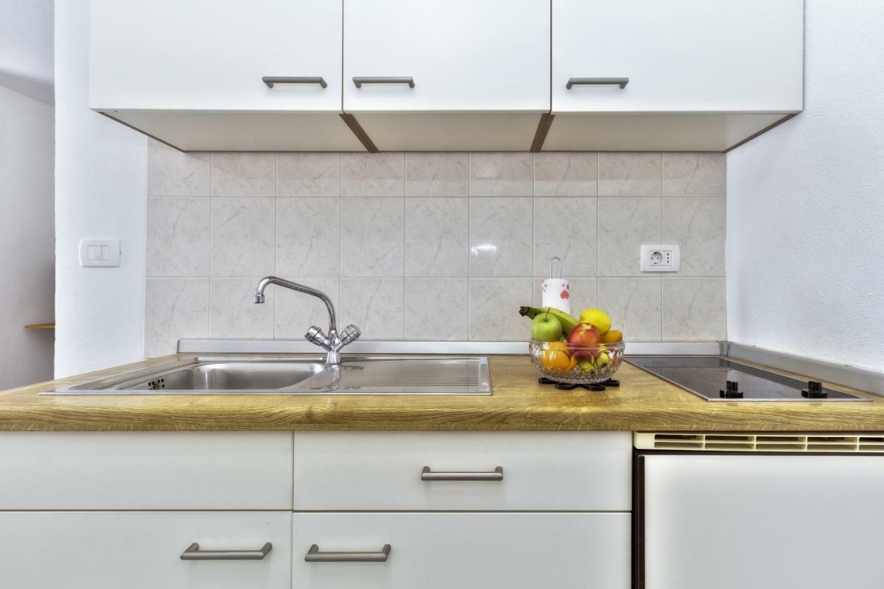Apartmani Anna Umag Zewnętrze zdjęcie