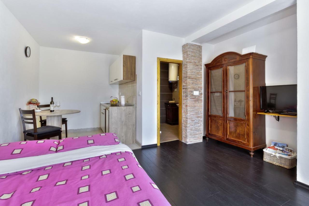Apartmani Anna Umag Zewnętrze zdjęcie
