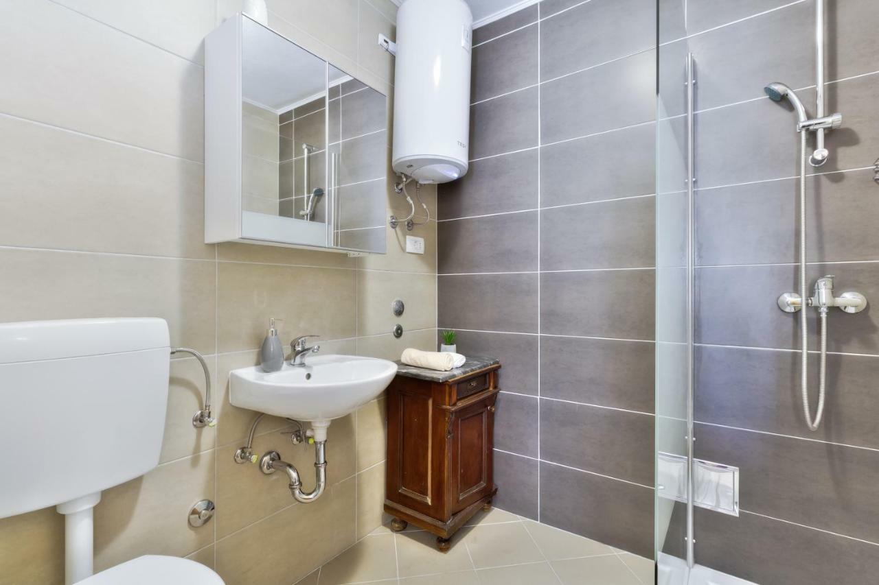 Apartmani Anna Umag Zewnętrze zdjęcie
